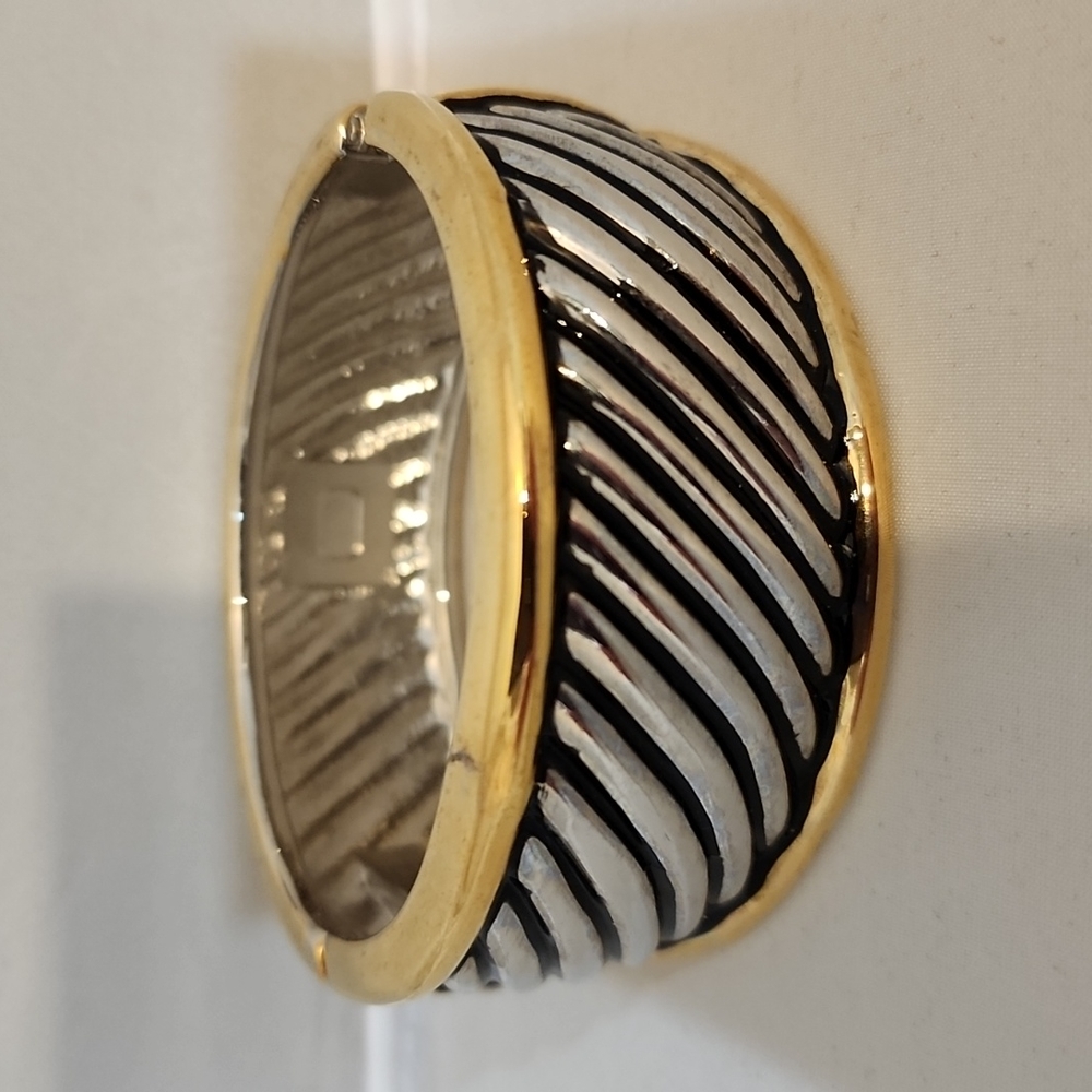 Bracelet with Hinge
